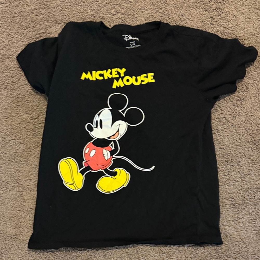 Disney Mickey Mouse Black and Yellow Tee Size Large